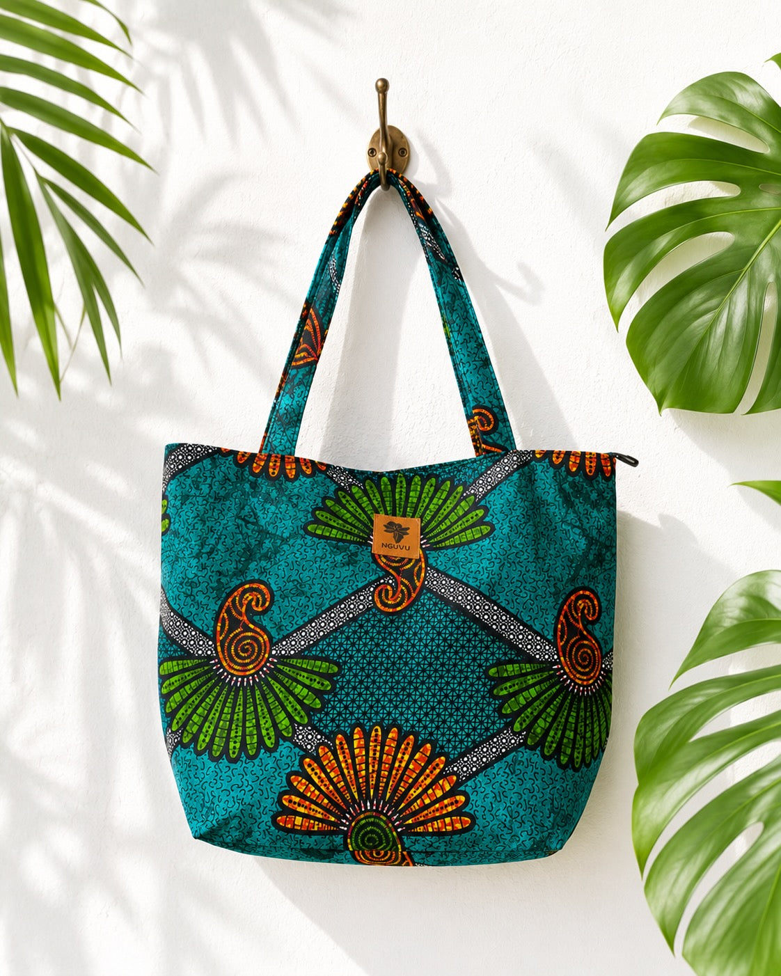 Dalila kitenge beach bag by Nguvu, handmade in Tanzania, detail view