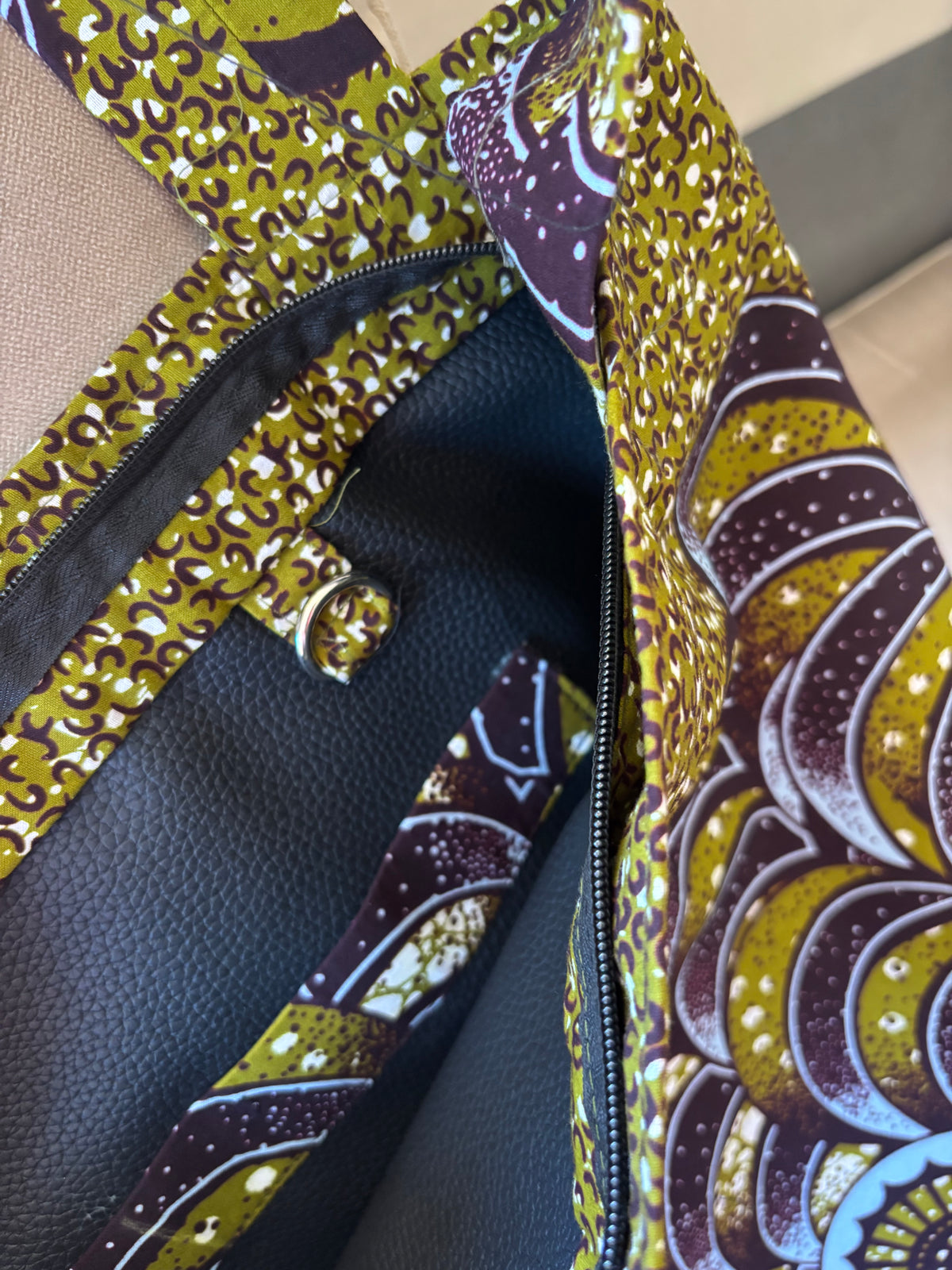 Samaki kitenge shopper bag by Nguvu, handmade in Tanzania, detail view
