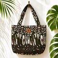 Kaya kitenge beach bag by Nguvu, handmade in Tanzania