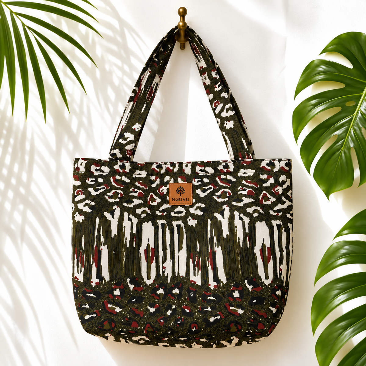 Kaya kitenge beach bag by Nguvu, handmade in Tanzania