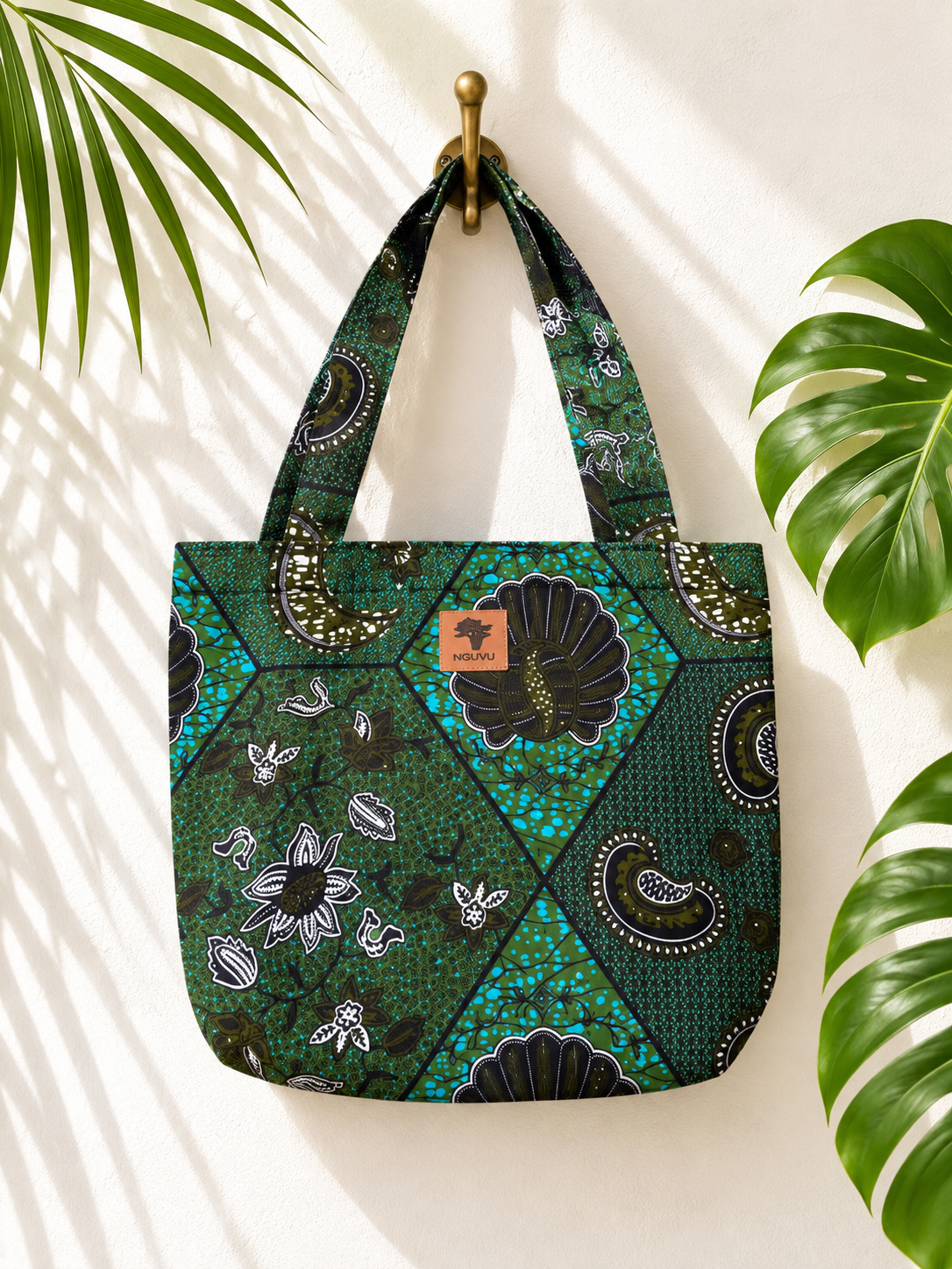 Msitu kitenge beach bag by Nguvu, handmade in Tanzania